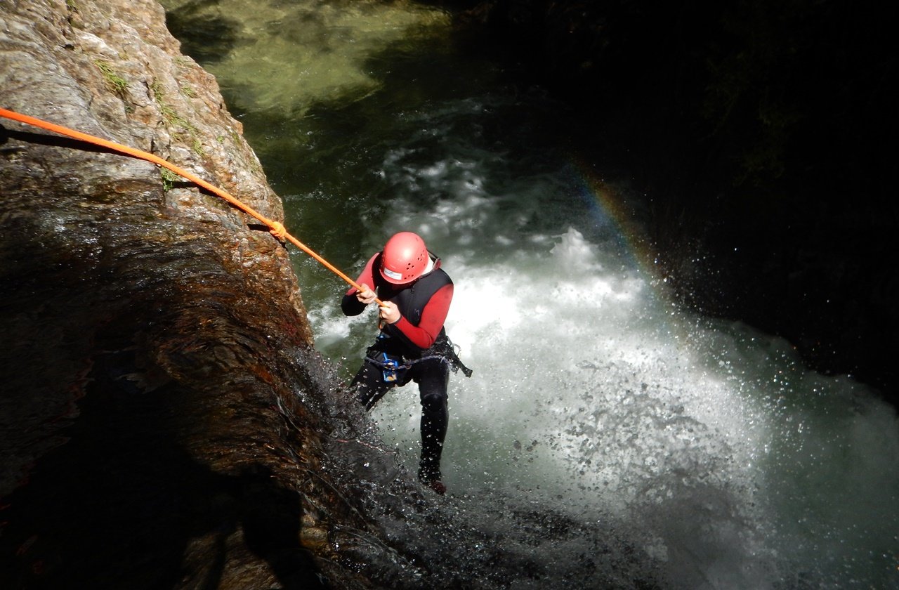 Canyon, escalade, spéléologie
